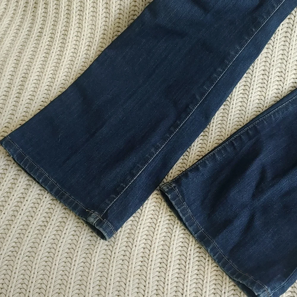 JOE'S Jeans Flare Leg - Picture 2 of 5